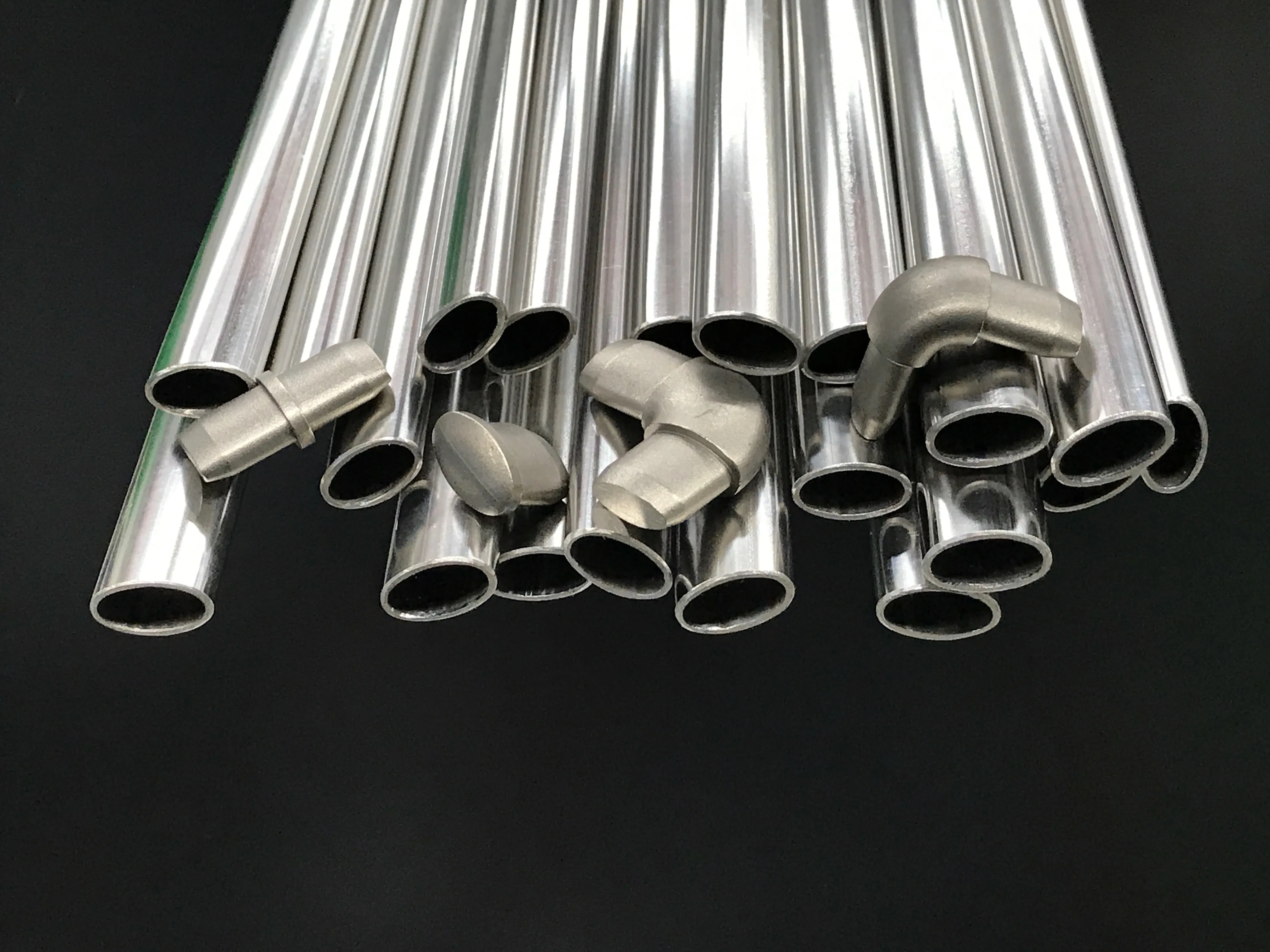 tubi in acciaio inox da 23,5 mm per 13,3 mm di lunghezza multipla con raccordi diritti