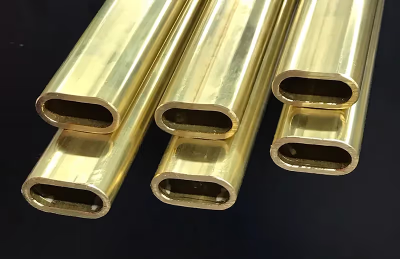 tubo ovale a lato piatto in ottone cz108 con finitura a fresa