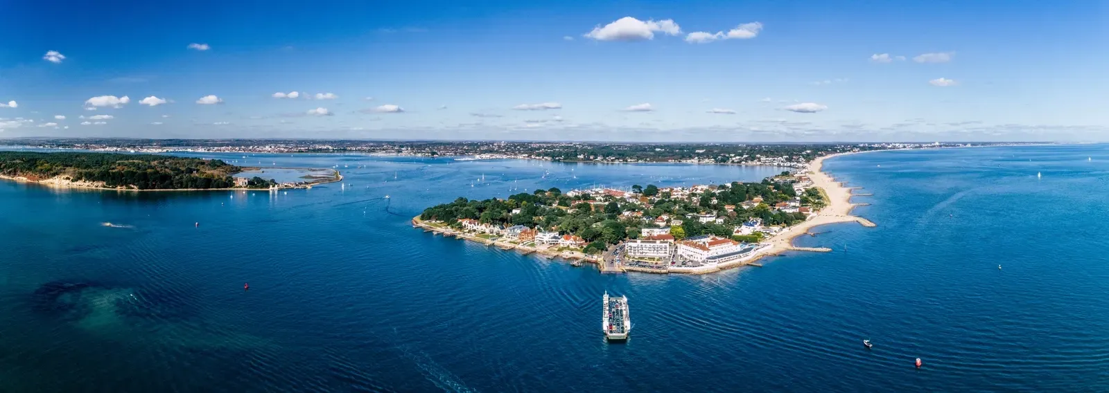 Vista aerea di Sandbanks Poole